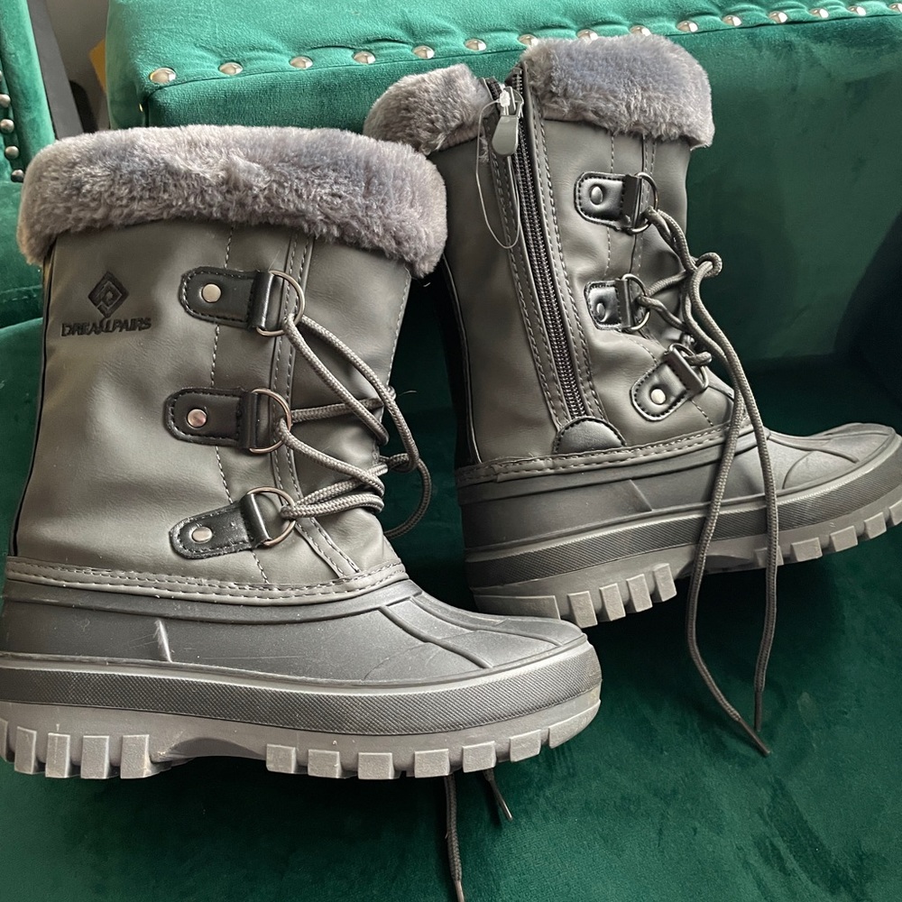Boy’s Snow boots